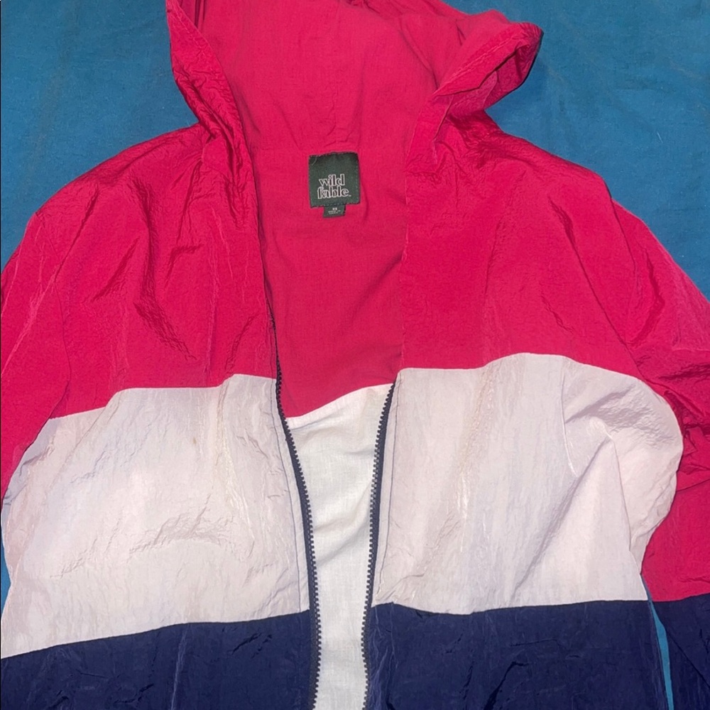 Windbreaker hooded jacket